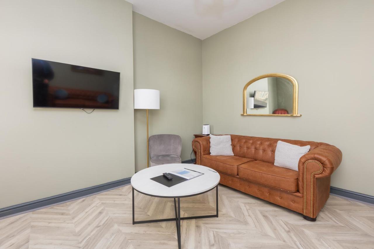 Ettie And Gigi'S Apartment Blackpool Luaran gambar