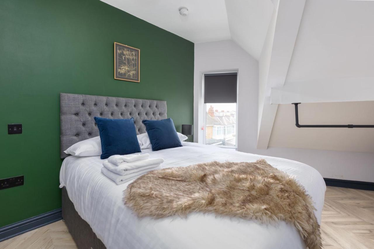 Ettie And Gigi'S Apartment Blackpool Luaran gambar
