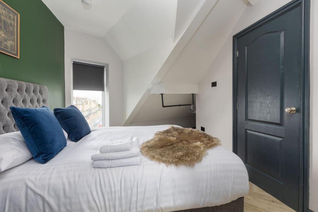 Ettie And Gigi'S Apartment Blackpool Luaran gambar