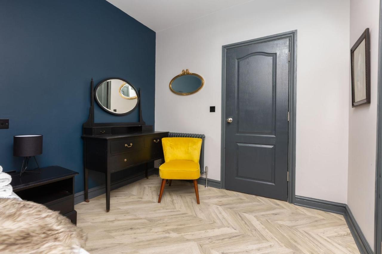 Ettie And Gigi'S Apartment Blackpool Luaran gambar